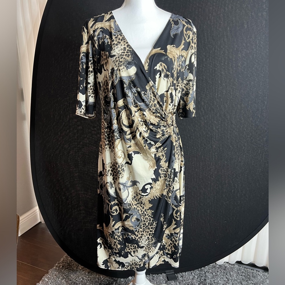 Glamour dress. Leopard and gold detail. Great condition. Womens size 16.